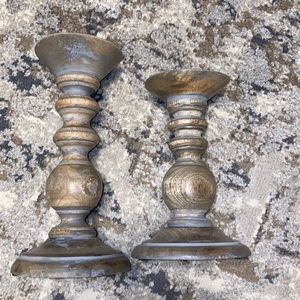 Pillar candle holders